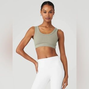 Alo Yoga Wellness Bra NWOT